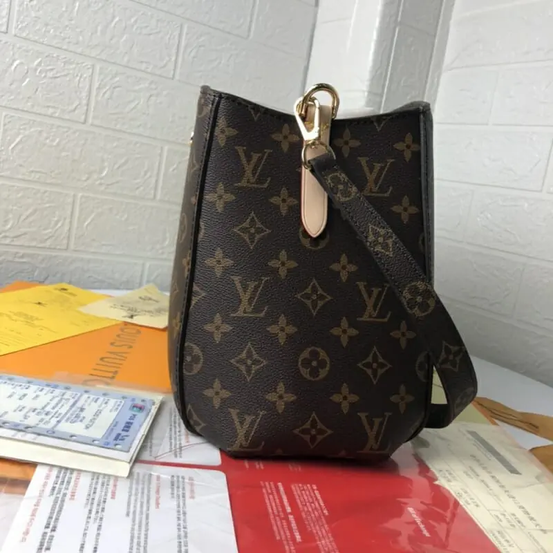 louis vuitton aaa qualite sac a main  pour femme s_12254413